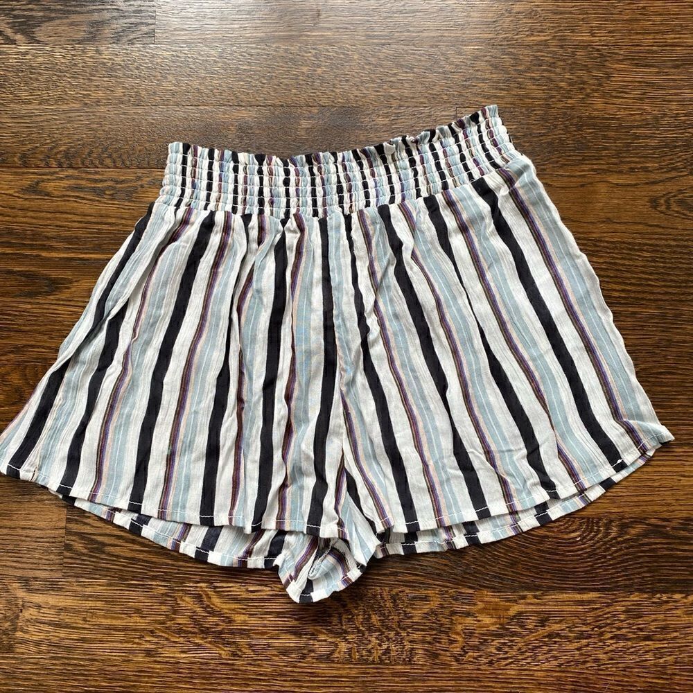 NWT Urban Outfitters Ecote Flowy Striped Shorts - Size Small